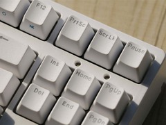 问题：机械键盘的键帽用什么材质比较好？